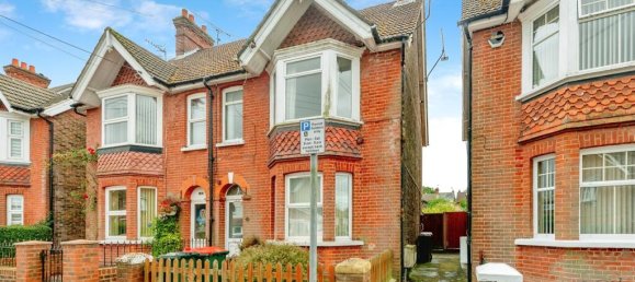 1 bedroom Maisonette in Crawley, United Kingdom No. 6301 8