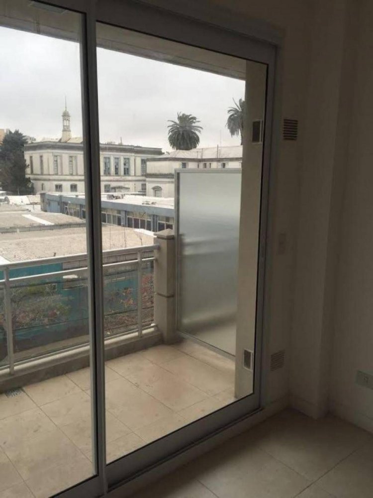 Studio in Buenos Aires, Argentina No. 85056