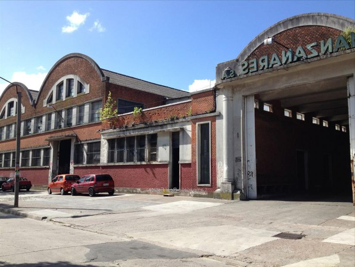  قطعة أرض في Montevideo, Uruguay رقم 15710