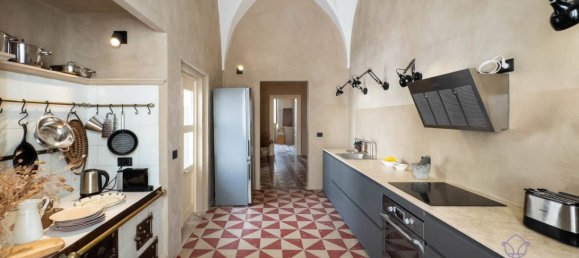 Edificio de 5 habitaciónes en Cutrofiano, Italy No. 237542 12