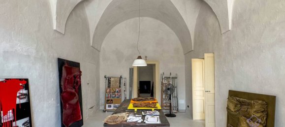 Edificio de 5 habitaciónes en Cutrofiano, Italy No. 237542 37