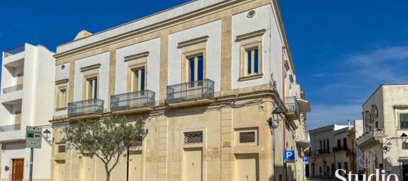 Edificio de 5 habitaciónes en Cutrofiano, Italy No. 237542 3