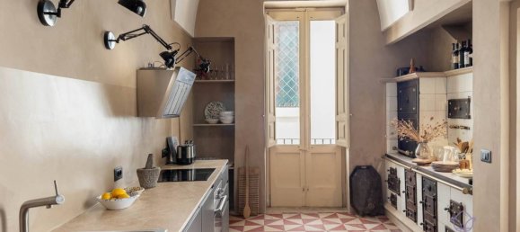 Edificio de 5 habitaciónes en Cutrofiano, Italy No. 237542 10