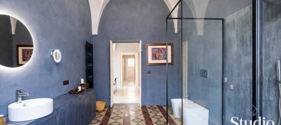 Edificio de 5 habitaciónes en Cutrofiano, Italy No. 237542 18