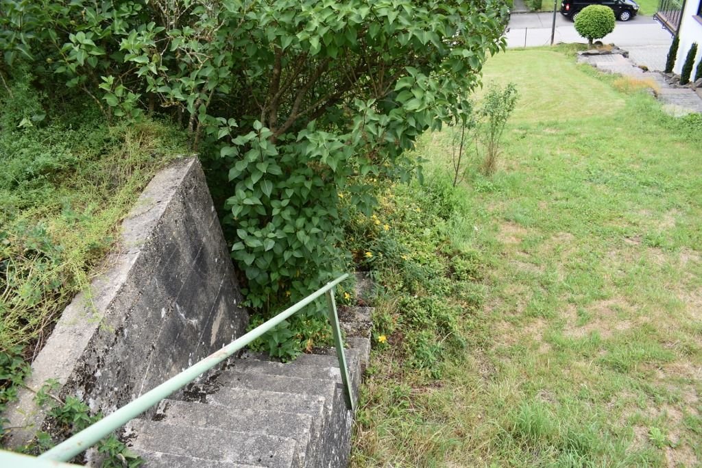  Land in Rhineland-Palatinate, Germany No. 142253