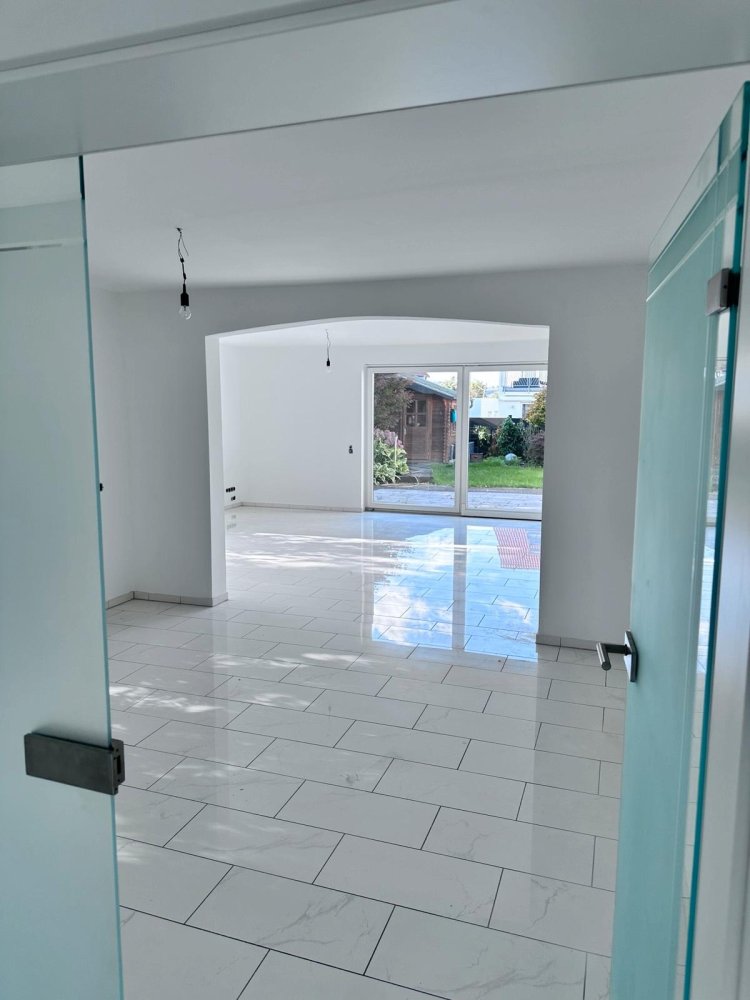 2 bedrooms Apartment in Hagen, Germany No. 302851