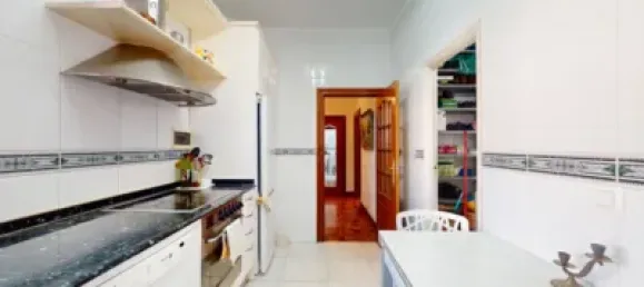 4 bedrooms Apartment in Basque Autonomous Community, Spain No. 145372 5
