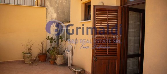 3 bedrooms Duplex in Bagheria, Italy No. 326435 14