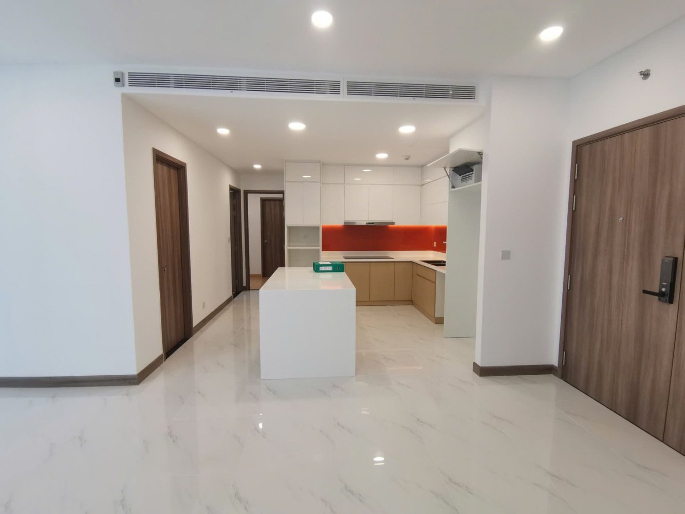 2 bedrooms Condo in Binh Thanh, Vietnam No. 20136