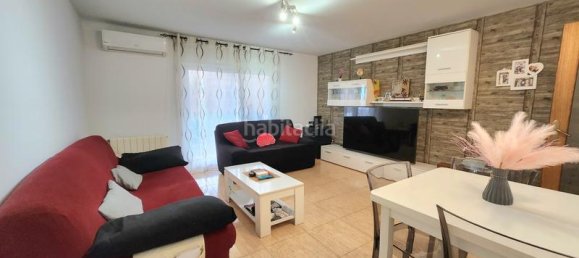 Apartamento de 3 dormitorios en Terrassa, Spain No. 140267 5