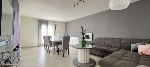 3 bedrooms House in Chartres, France No. 60509 12