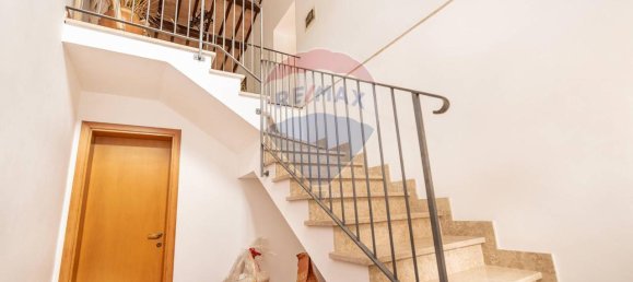 8 rooms House in Cupramontana, Italy No. 2917 21