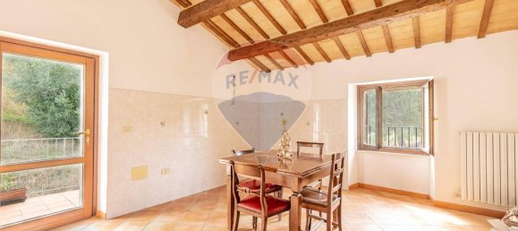 8 rooms House in Cupramontana, Italy No. 2917 8