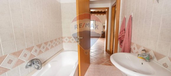 8 rooms House in Cupramontana, Italy No. 2917 12