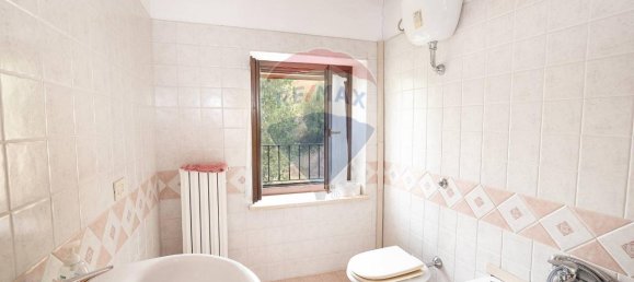 8 rooms House in Cupramontana, Italy No. 2917 13