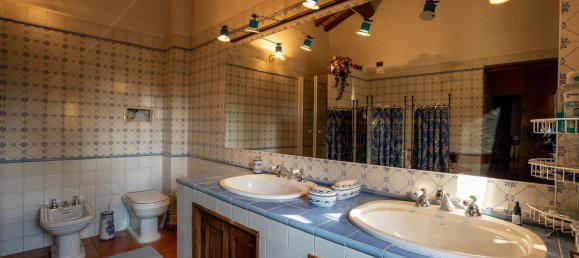 8 rooms House in Passignano sul Trasimeno, Italy No. 113601 9