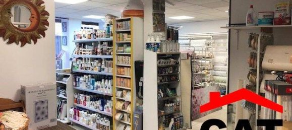 110m² Commercial property in Champagne-sur-Seine, France No. 143306 5