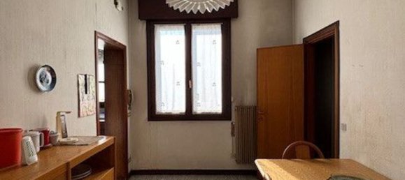 5 rooms House in Padua, Italy No. 60047 17