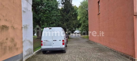 Garaje en Saronno, Italy 15 m² No. 323499 2