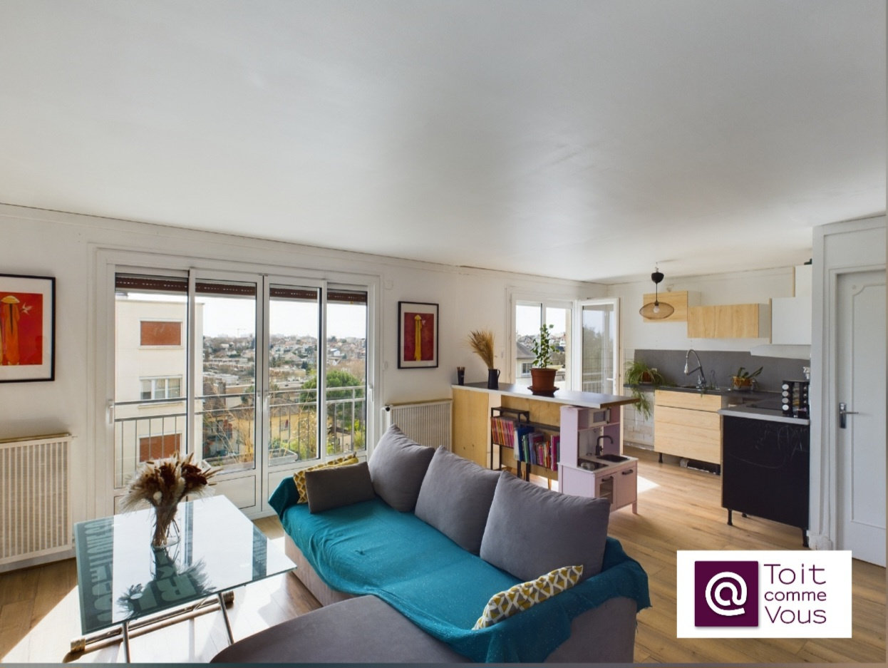 Apartamento de 3 dormitorios en Montreuil, France No. 171410