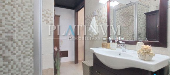 Квартира с 4 комнатами в Сан Джованни Ротондо, Италия № 16280 18