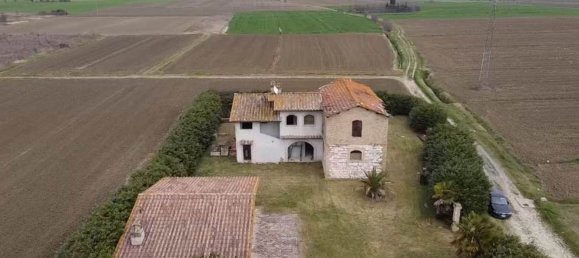 7-Zimmer Haus in Assisi, Italy, Nr. 5566 2