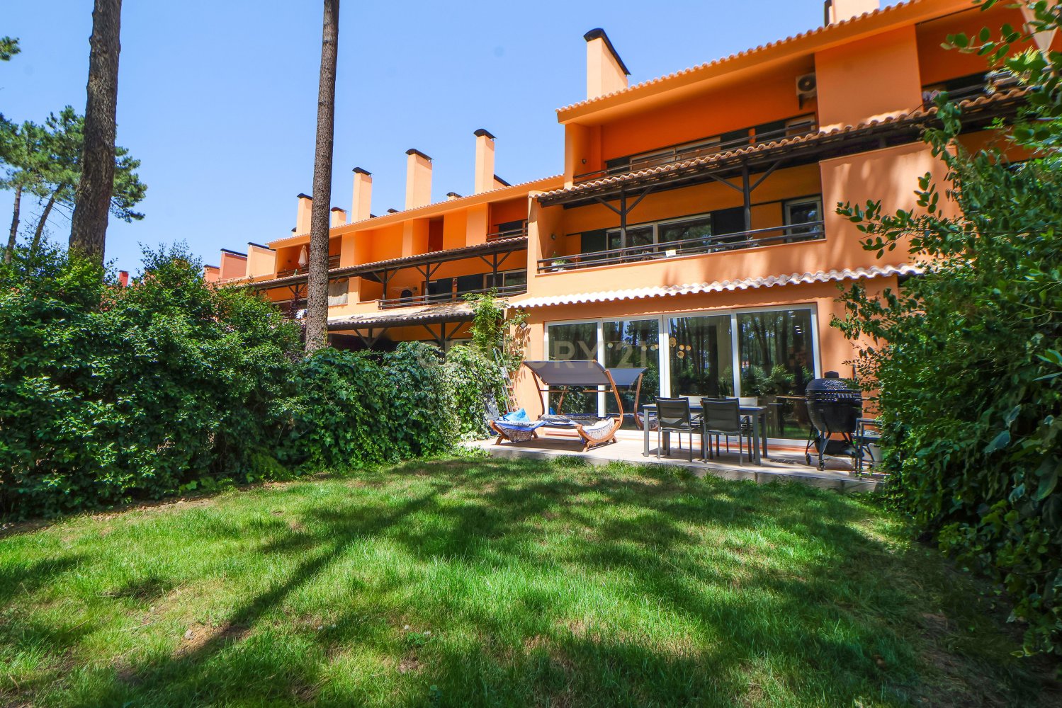 2 bedrooms Apartment in Almada, Portugal No. 117971