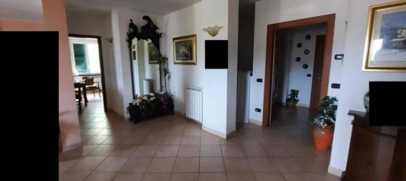 3 rooms Apartment in Vezzano Ligure, Italy No. 93841 6