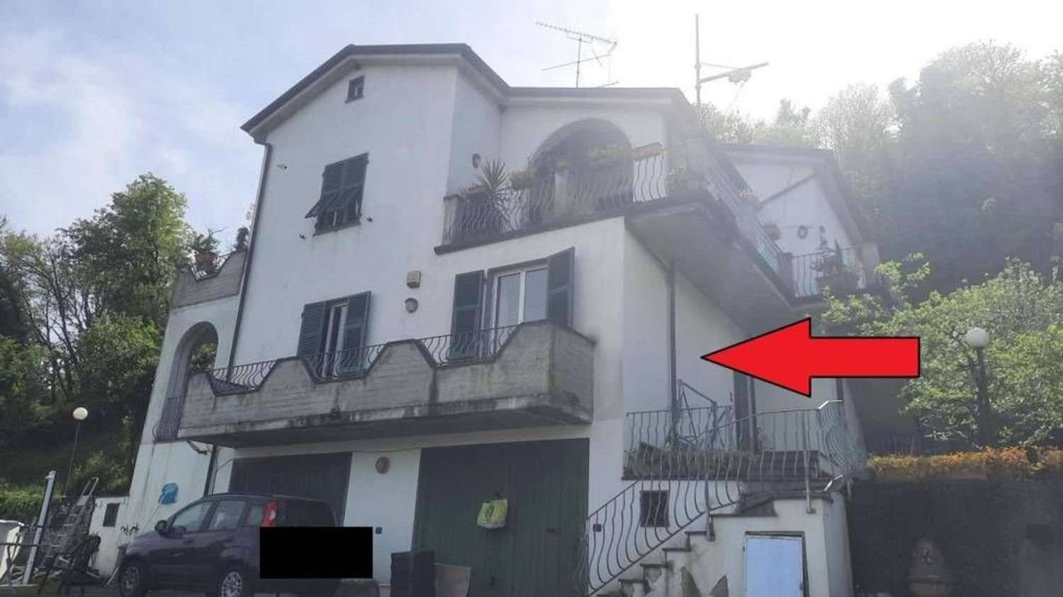 3 rooms Apartment in Vezzano Ligure, Italy No. 93841
