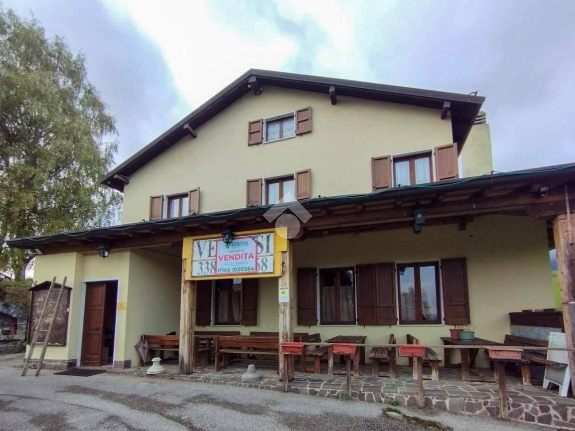 3 rooms Building in Magasa, Italy No. 172483