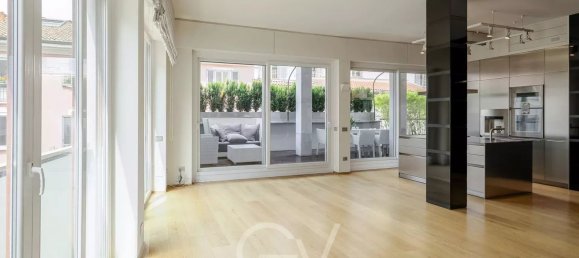 4 rooms Apartment in Milan, Italy No. 263940 23