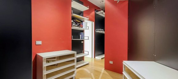 4 rooms Apartment in Milan, Italy No. 263940 37