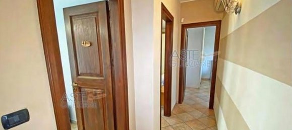 3 bedrooms House in Bra, Italy No. 351411 41