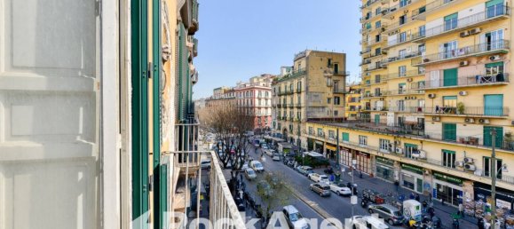 6 Schlafzimmer Wohnung in Naples, Italy, Nr. 304618 2