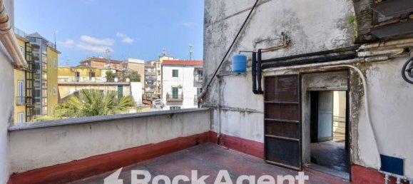 6 Schlafzimmer Wohnung in Naples, Italy, Nr. 304618 7