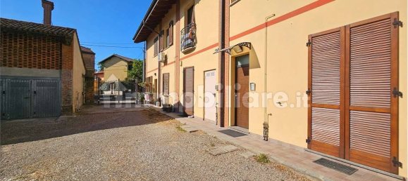 3 chambres Appartement à Robecco sul Naviglio, Italy No. 327621 3
