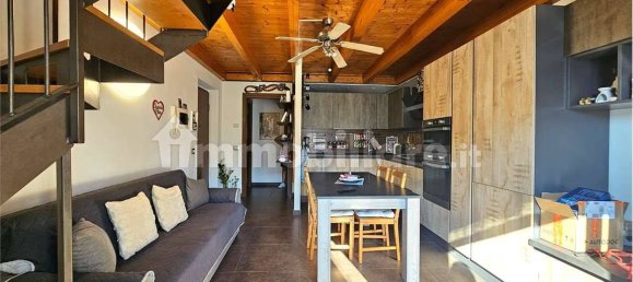 3 chambres Appartement à Robecco sul Naviglio, Italy No. 327621 5