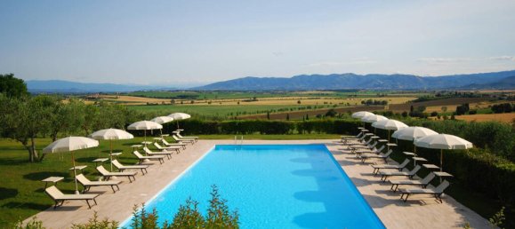 Дом с 5 спальнями в Кортона, Италия № 55620 2