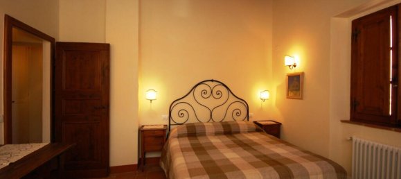 Дом с 5 спальнями в Кортона, Италия № 55620 14