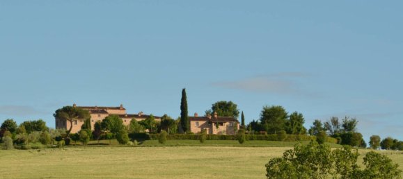 Дом с 5 спальнями в Кортона, Италия № 55620 17