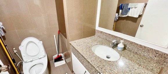 Condominio de 1 dormitorio en Khlong Toei, Thailand No. 14775 10