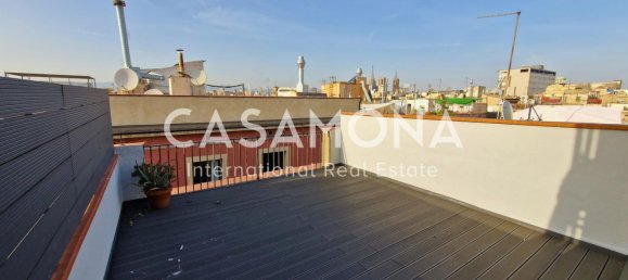 2 bedrooms Penthouse in Ciutat Vella, Spain No. 78966 7