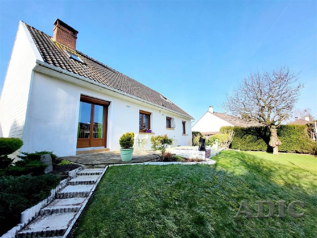 3 bedrooms Villa in Saint-Pathus, France No. 118888