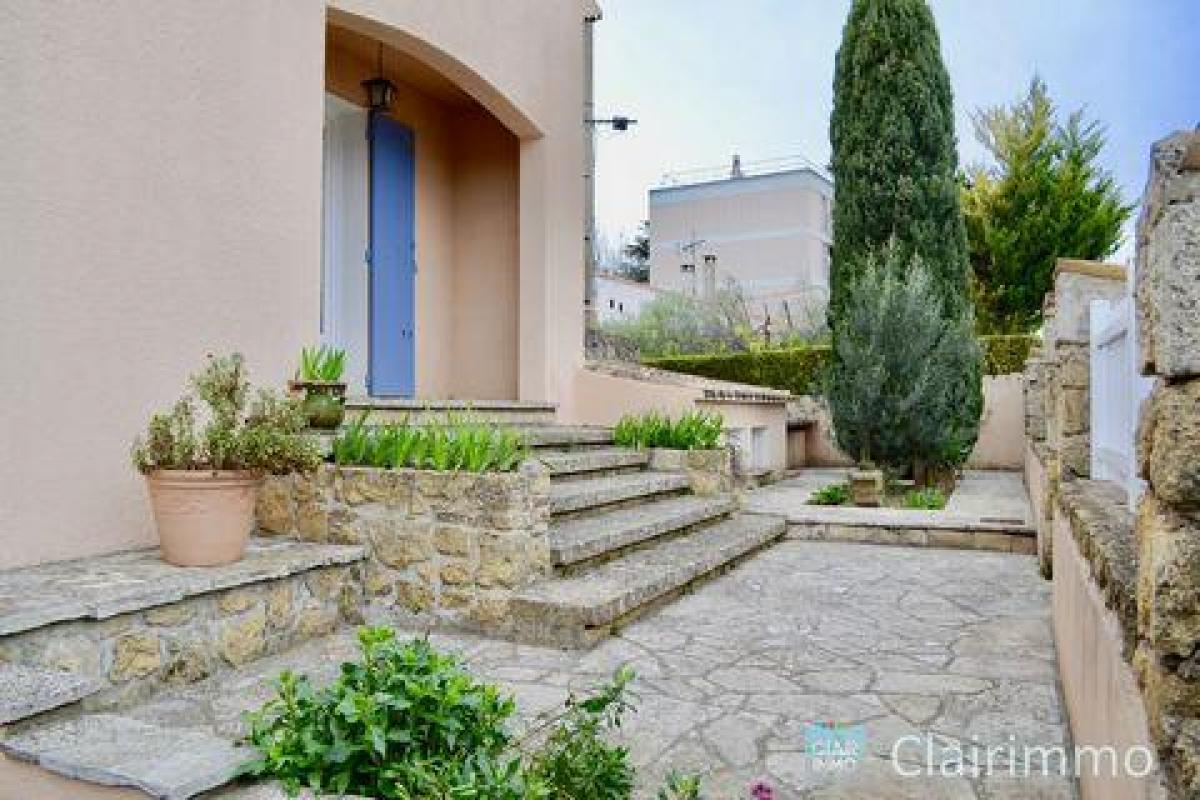 6 bedrooms House in Istres, France No. 4611