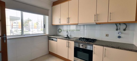 3 chambres Appartement à Quarteira, Portugal No. 127028 21