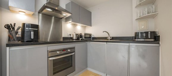 Apartamento de 2 dormitorios en London, United Kingdom No. 7225 6