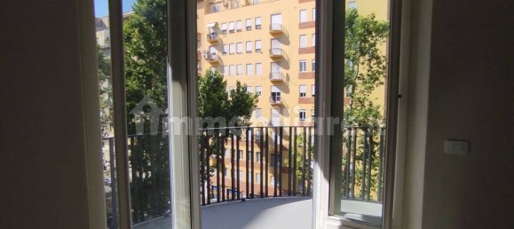 2 bedrooms Apartment in Rome, Italy No. 281022 17
