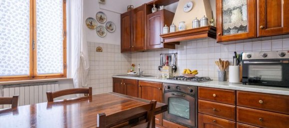 4 bedrooms Apartment in Pisa, Italy No. 318599 7