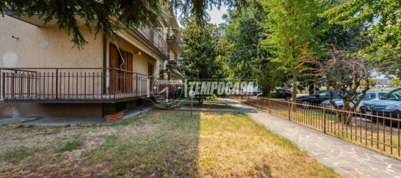 2 bedrooms Apartment in Fontevivo, Italy No. 342234 32