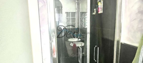 Дом с 8 комнатами в Капаннори, Италия № 14437 38